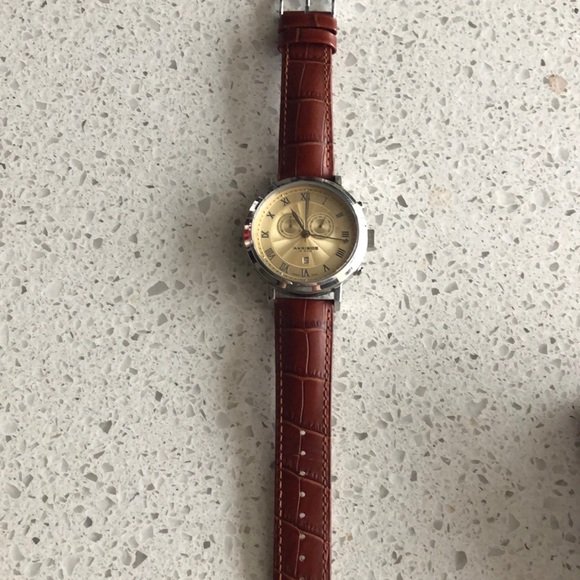 Akribos watch - Picture 1 of 4